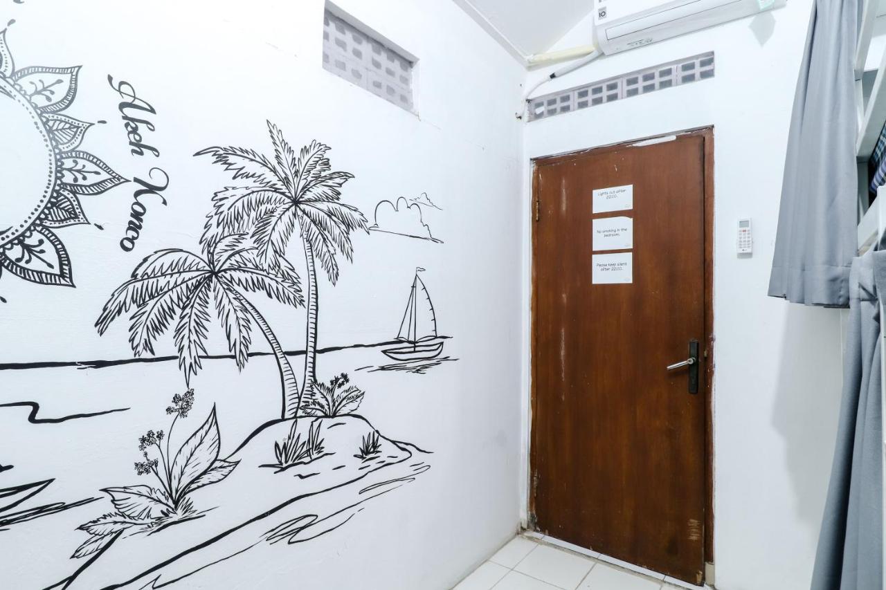 Alexiz Hostel Jogyakarta Zewnętrze zdjęcie